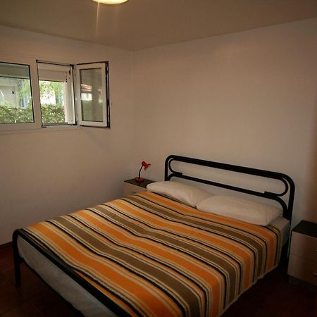Ba - Villa Stella - 3 Apartments- 利尼亚诺萨比亚多罗 外观 照片