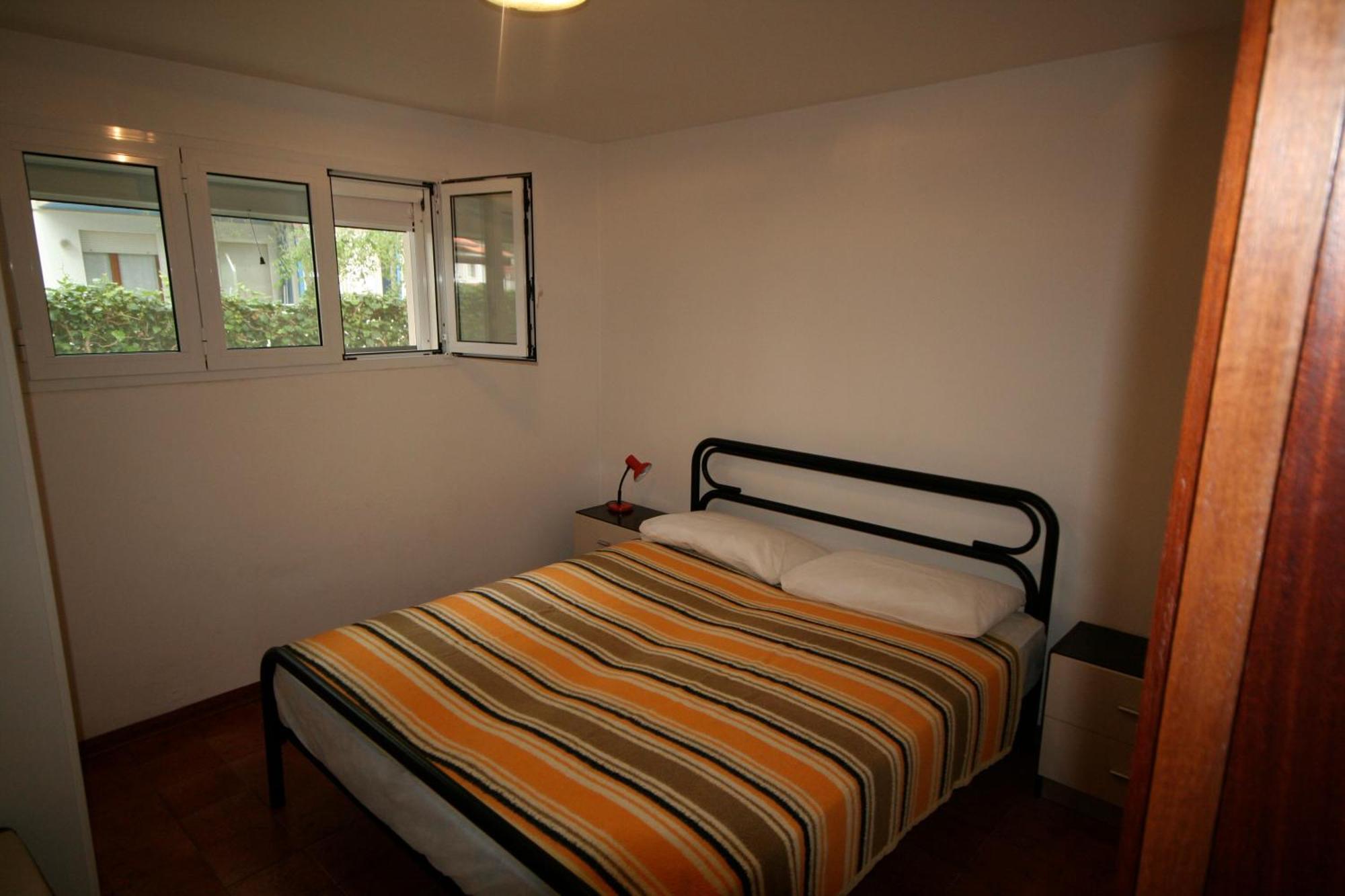 Ba - Villa Stella - 3 Apartments- 利尼亚诺萨比亚多罗 外观 照片